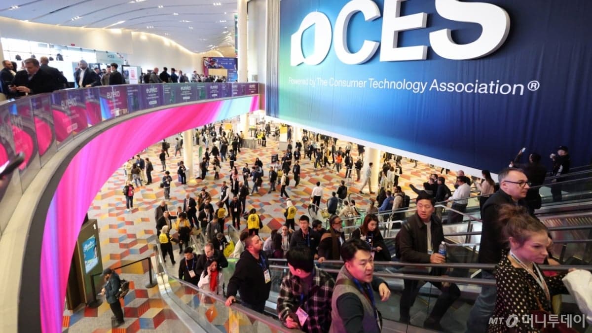 AI-Armed Digital Health: Beyond Diagnosis to Prediction, Treatment and Rehabilitation